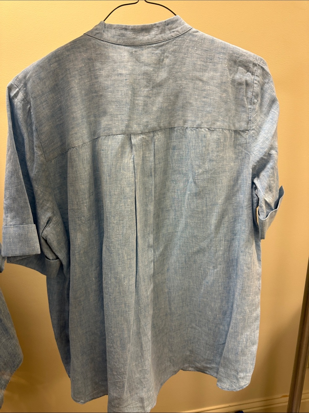 Lafayette 148 New York Light Blue Short-Sleeve Mandarin Collar Button-Down - Picture 3 of 3